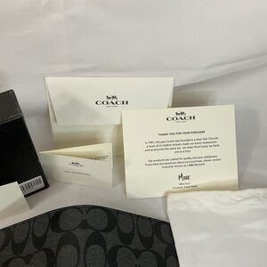 Coach Black and White Signature Set